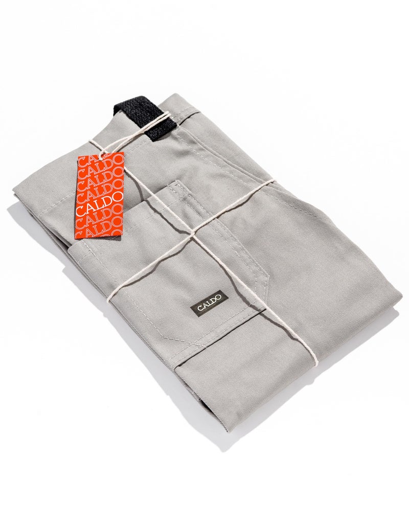 Caldo Daily Cotton Kitchen Apron for Cooking- Mens and Womens Professional Chef or Server Bib Apron - Adjustable Straps with Pockets and Towel Loop (Grey) - Image 3